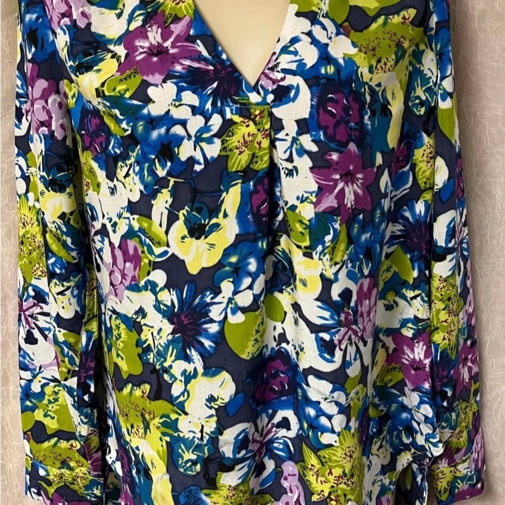 Karissa Vibrant Floral V-Neck Blouse
